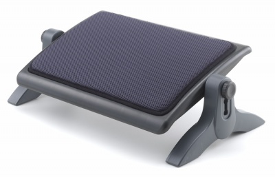 51104 Innovative footrest with sponge surface 1